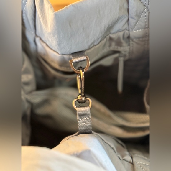 Lululemon Tote - Picture 5 of 6